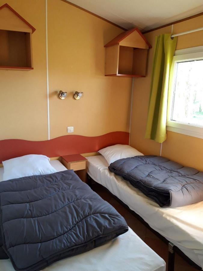 Camping Des 2 Rives- Mobilhomes Etang-sur-Arroux Exterior photo